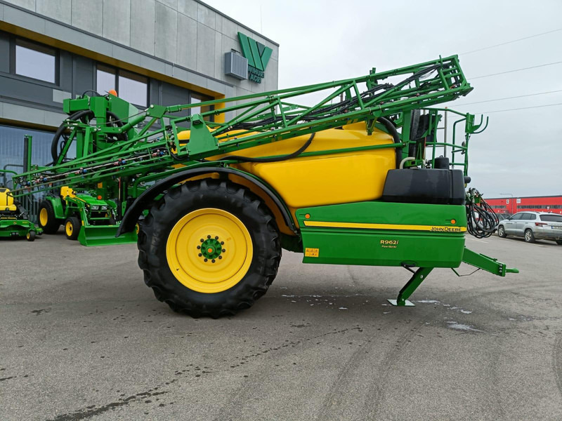 John Deere R962i - Ťahaný postrekovač: obrázok 2 John Deere R962i - Ťahaný postrekovač: obrázok 2