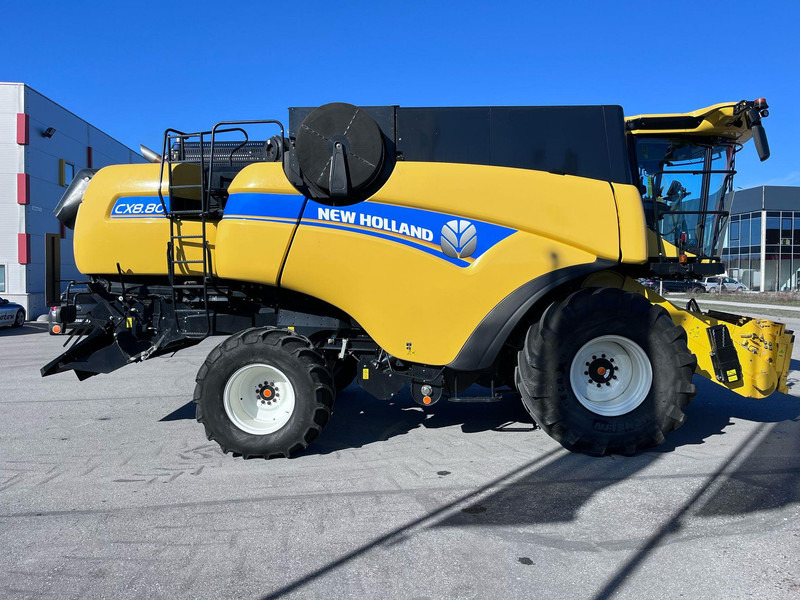 New Holland CX 8.80 - Obilný kombajn: obrázok 2 New Holland CX 8.80 - Obilný kombajn: obrázok 2