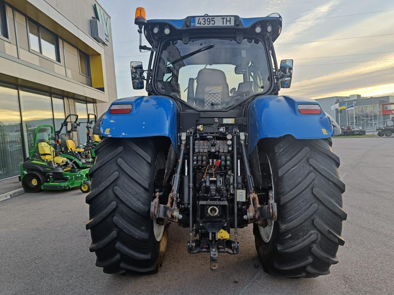 New Holland T7.270 AC - Traktor: obrázok 4 New Holland T7.270 AC - Traktor: obrázok 4