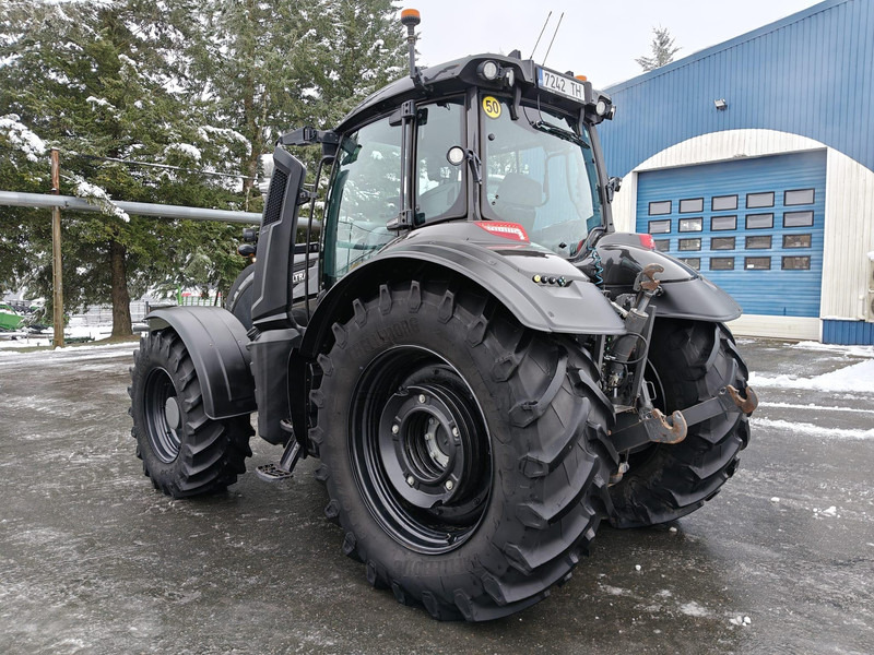Valtra T255 Versu RTK - Traktor: obrázok 5 Valtra T255 Versu RTK - Traktor: obrázok 5