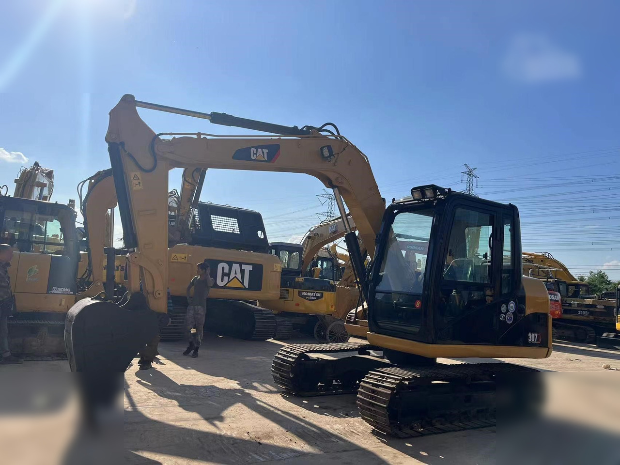 CATERPILLAR 307D - Pásové rýpadlo: obrázok 4 CATERPILLAR 307D - Pásové rýpadlo: obrázok 4