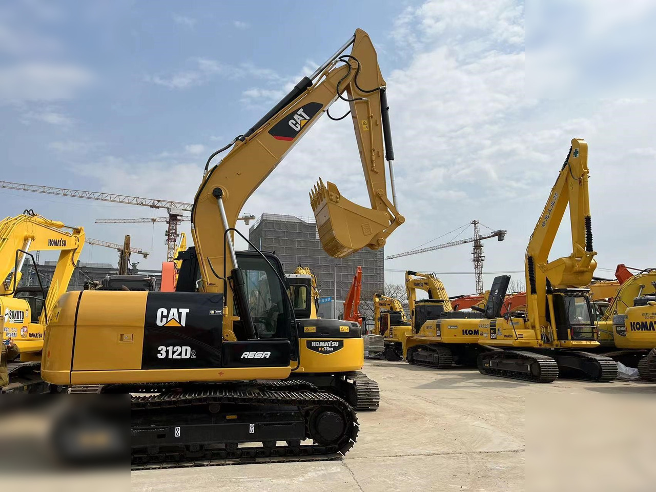 Pásové rýpadlo CATERPILLAR 312D: obrázok 1