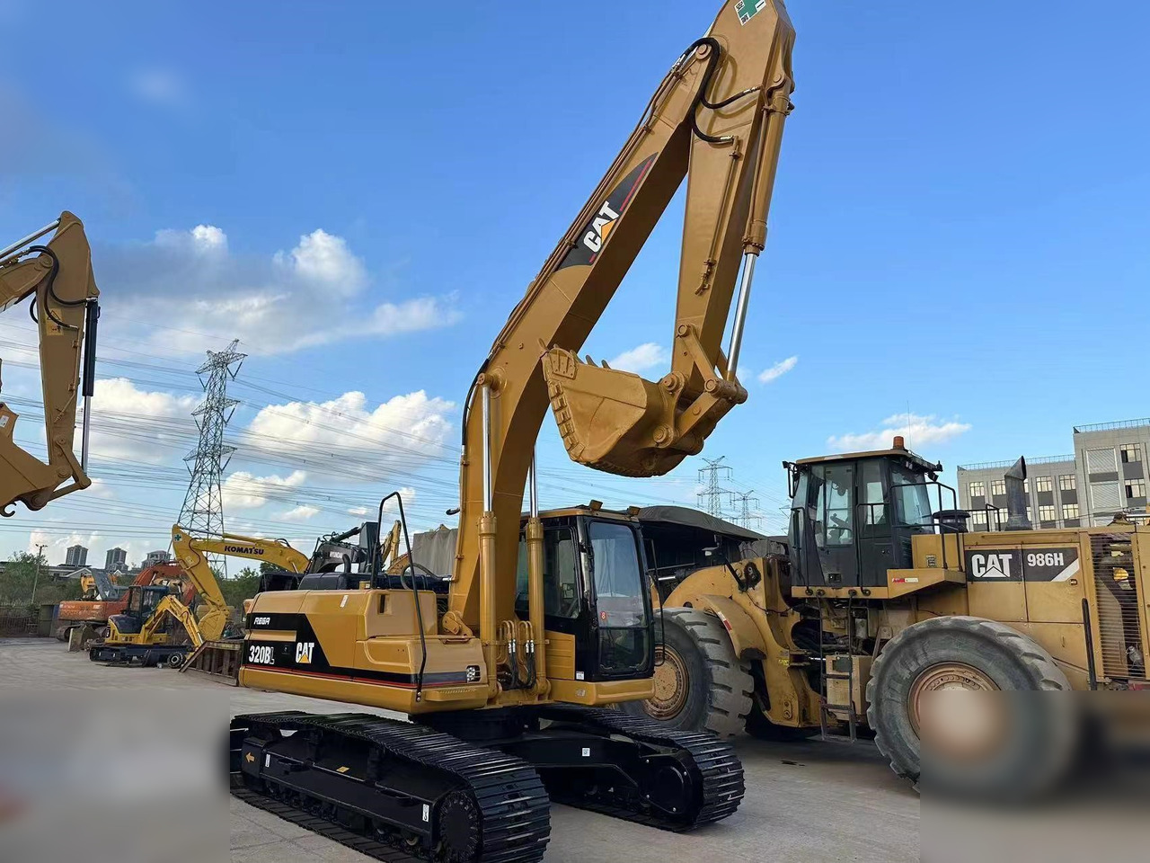 CATERPILLAR 320BL - Pásové rýpadlo: obrázok 5 CATERPILLAR 320BL - Pásové rýpadlo: obrázok 5