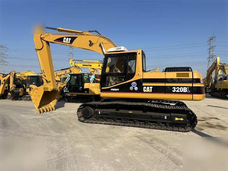 CATERPILLAR 320BL - Pásové rýpadlo: obrázok 1 CATERPILLAR 320BL - Pásové rýpadlo: obrázok 1