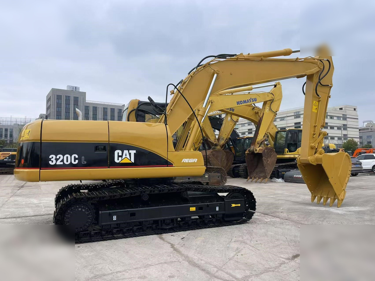 CATERPILLAR 320C - Pásové rýpadlo: obrázok 1 CATERPILLAR 320C - Pásové rýpadlo: obrázok 1