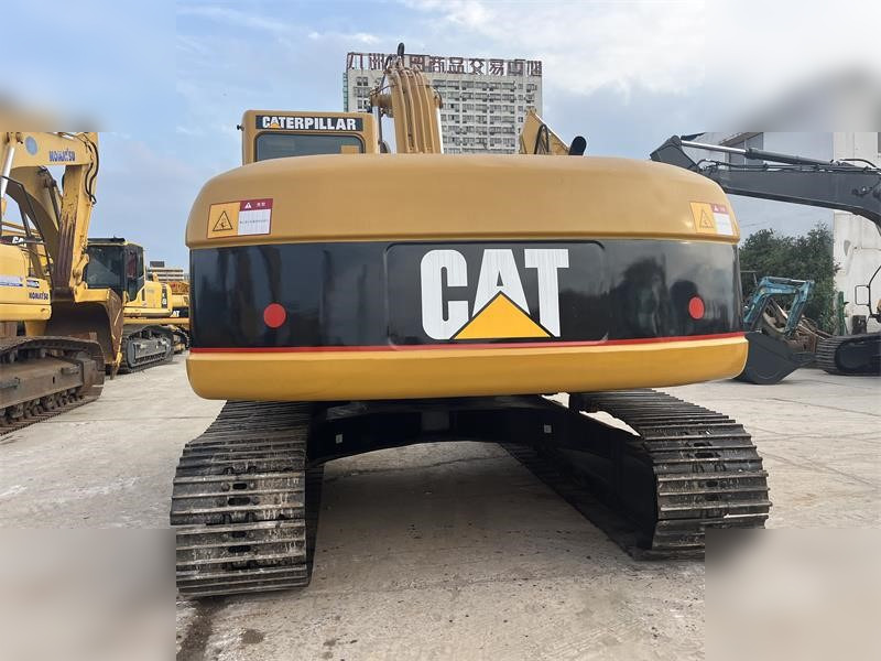 CATERPILLAR 320CL - Pásové rýpadlo: obrázok 4 CATERPILLAR 320CL - Pásové rýpadlo: obrázok 4