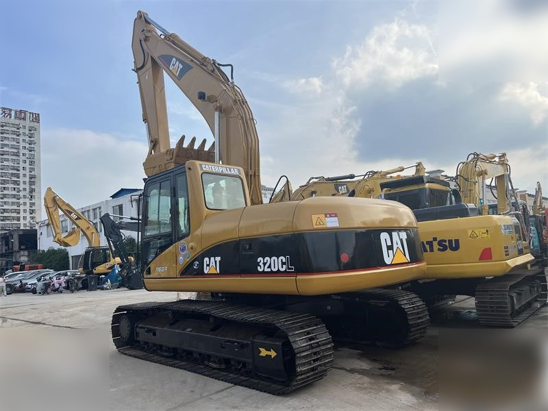 CATERPILLAR 320CL - Pásové rýpadlo: obrázok 5 CATERPILLAR 320CL - Pásové rýpadlo: obrázok 5