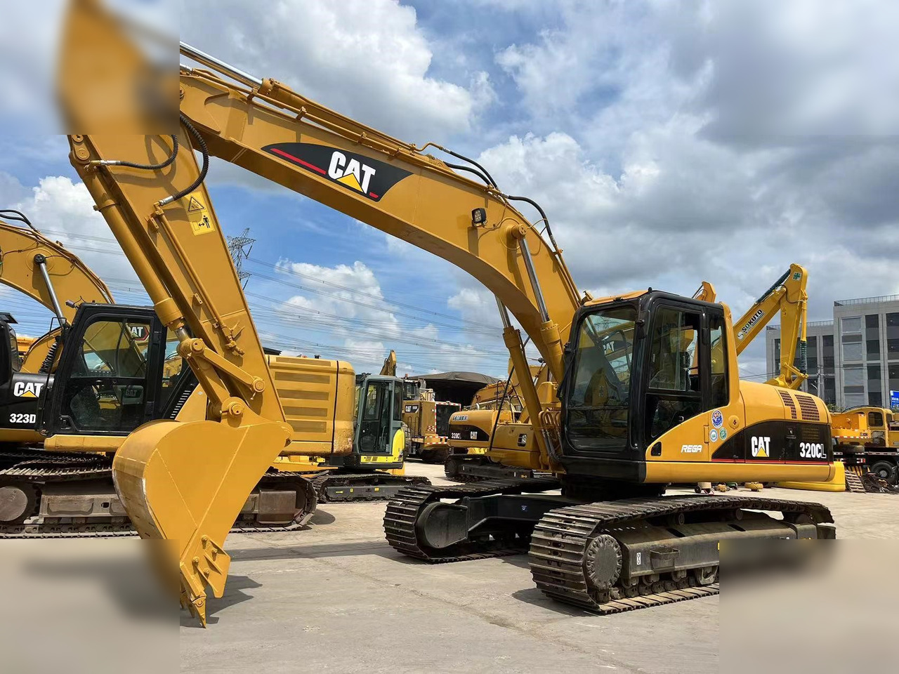 CATERPILLAR 320CL - Pásové rýpadlo: obrázok 5 CATERPILLAR 320CL - Pásové rýpadlo: obrázok 5