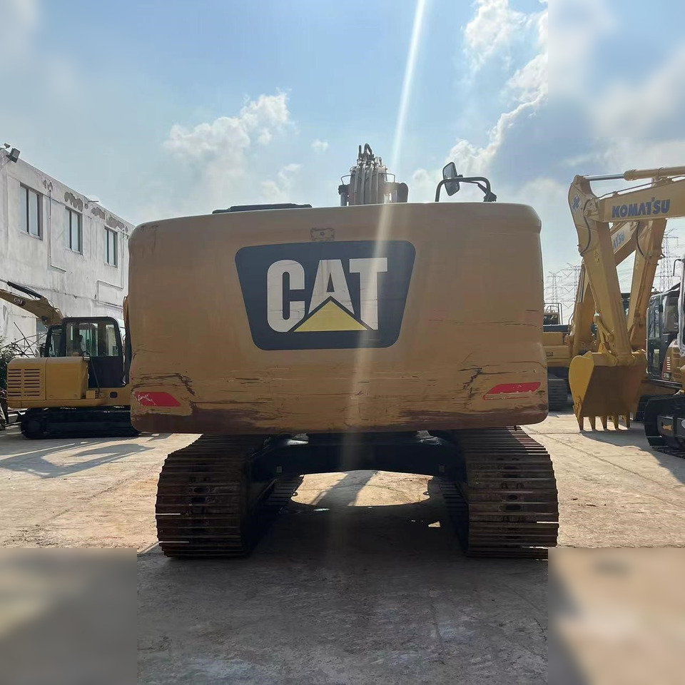 CATERPILLAR 320GC - Pásové rýpadlo: obrázok 4 CATERPILLAR 320GC - Pásové rýpadlo: obrázok 4