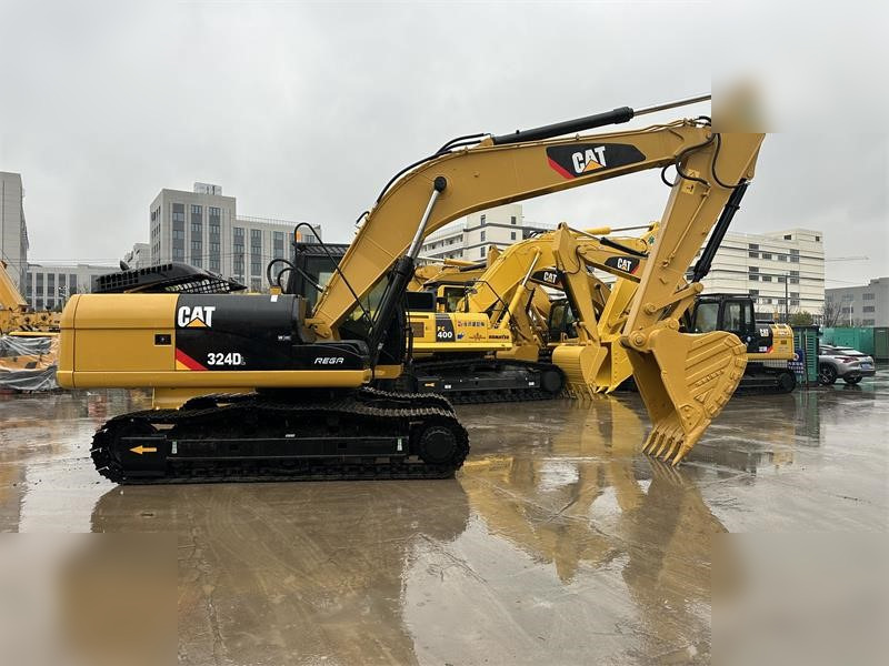 CATERPILLAR 324DL - Pásové rýpadlo: obrázok 2 CATERPILLAR 324DL - Pásové rýpadlo: obrázok 2