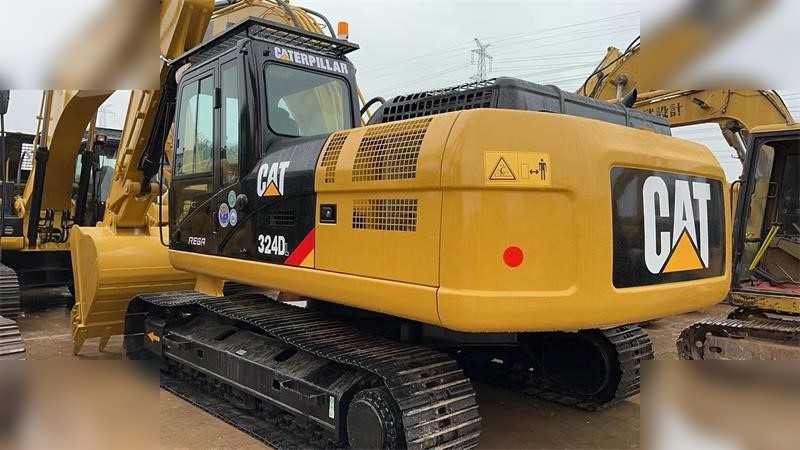 CATERPILLAR 324DL - Pásové rýpadlo: obrázok 4 CATERPILLAR 324DL - Pásové rýpadlo: obrázok 4
