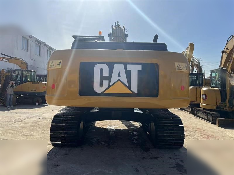 CATERPILLAR 324DL - Pásové rýpadlo: obrázok 5 CATERPILLAR 324DL - Pásové rýpadlo: obrázok 5