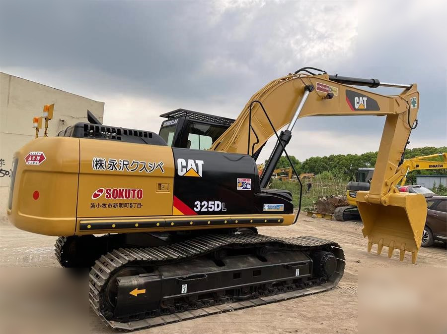 CATERPILLAR 325DL - Pásové rýpadlo: obrázok 1 CATERPILLAR 325DL - Pásové rýpadlo: obrázok 1