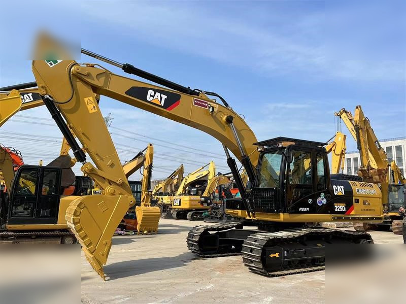 CATERPILLAR 325DL - Pásové rýpadlo: obrázok 2 CATERPILLAR 325DL - Pásové rýpadlo: obrázok 2