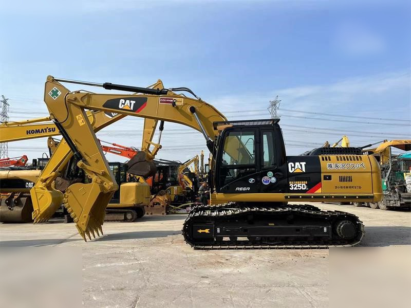 CATERPILLAR 325DL - Pásové rýpadlo: obrázok 1 CATERPILLAR 325DL - Pásové rýpadlo: obrázok 1