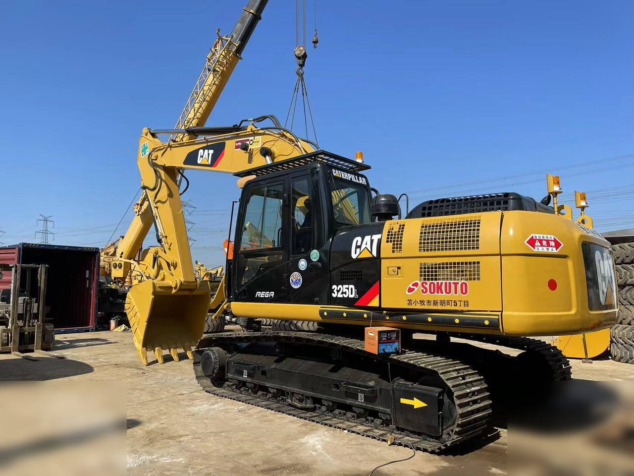 CATERPILLAR 325DL - Pásové rýpadlo: obrázok 2 CATERPILLAR 325DL - Pásové rýpadlo: obrázok 2