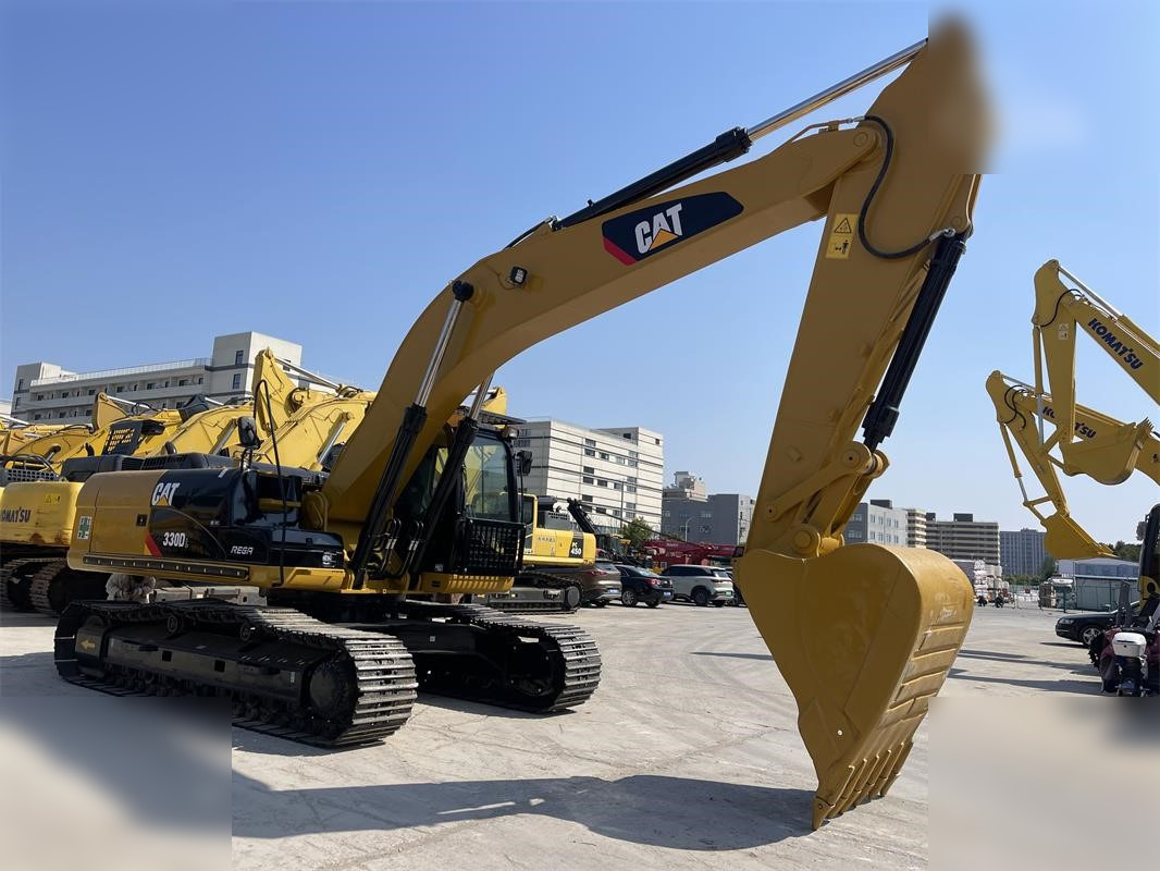 CATERPILLAR 330DL - Pásové rýpadlo: obrázok 3 CATERPILLAR 330DL - Pásové rýpadlo: obrázok 3
