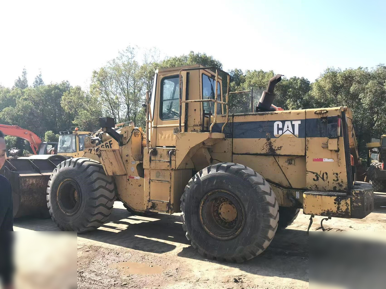 CATERPILLAR 966F I - Kolesový nakladač: obrázok 4 CATERPILLAR 966F I - Kolesový nakladač: obrázok 4