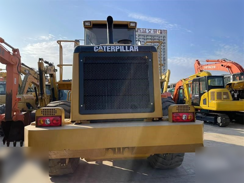 CATERPILLAR 966G - Kolesový nakladač: obrázok 2 CATERPILLAR 966G - Kolesový nakladač: obrázok 2