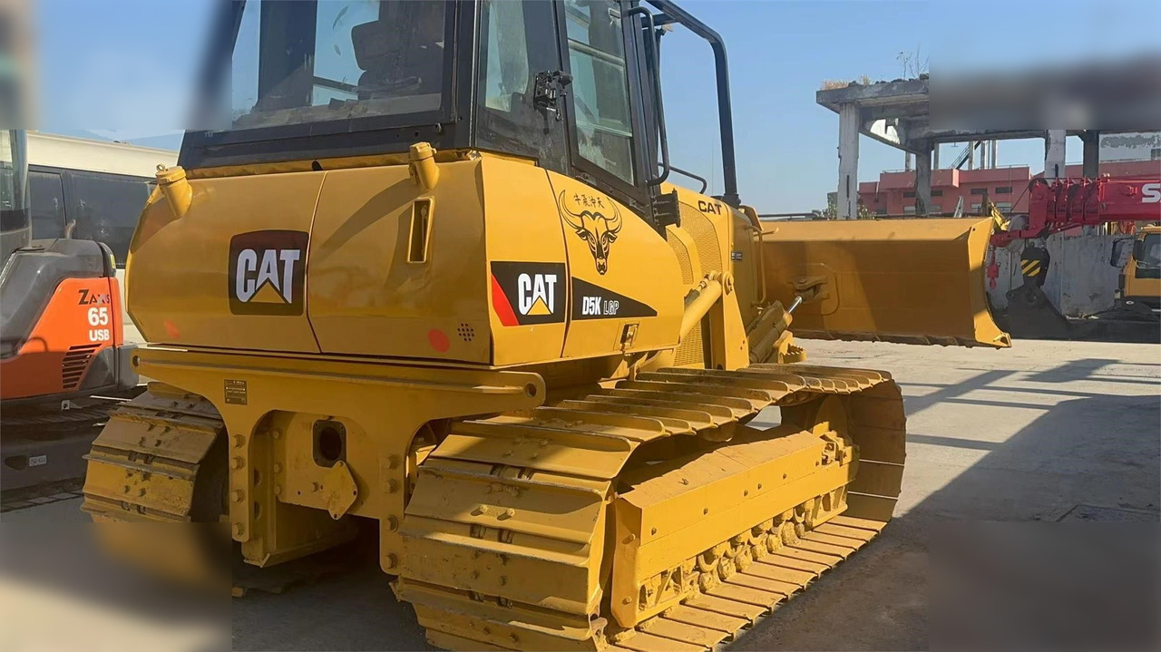 CATERPILLAR D5K LGP - Buldozér: obrázok 2 CATERPILLAR D5K LGP - Buldozér: obrázok 2