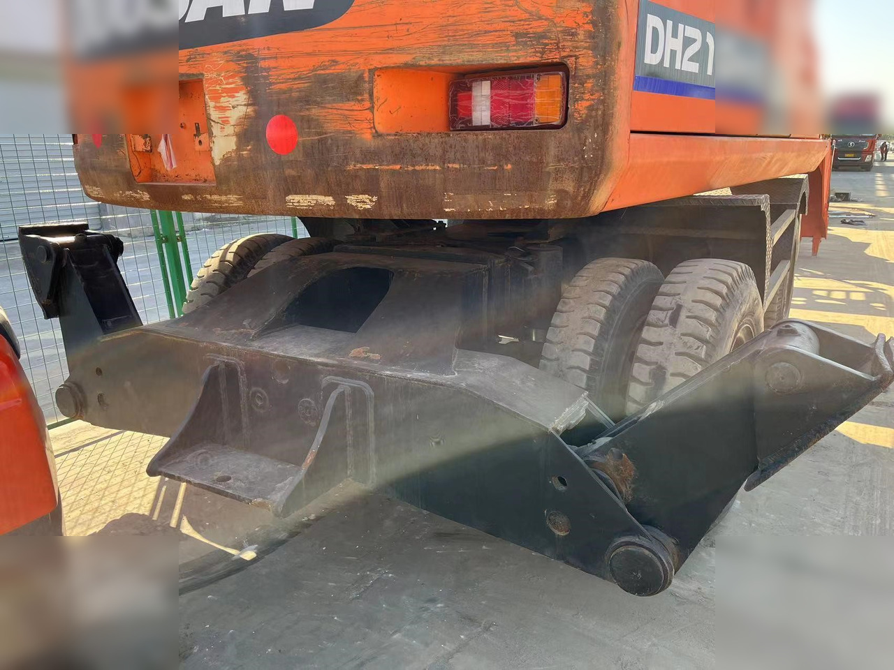 DOOSAN DH210W-7 - Kolesové rýpadlo: obrázok 5 DOOSAN DH210W-7 - Kolesové rýpadlo: obrázok 5