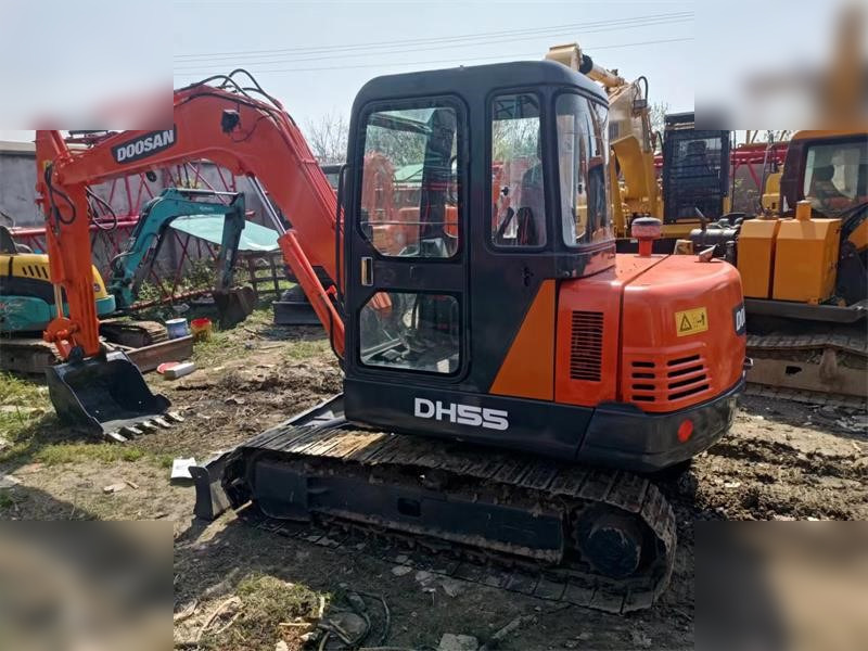 DOOSAN DH55 - Mini rýpadlo: obrázok 1 DOOSAN DH55 - Mini rýpadlo: obrázok 1