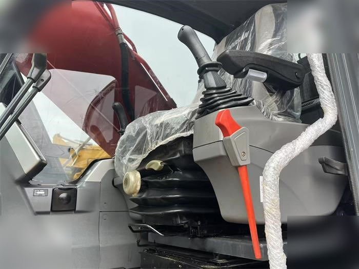 DOOSAN DX225 LCA - Pásové rýpadlo: obrázok 5 DOOSAN DX225 LCA - Pásové rýpadlo: obrázok 5