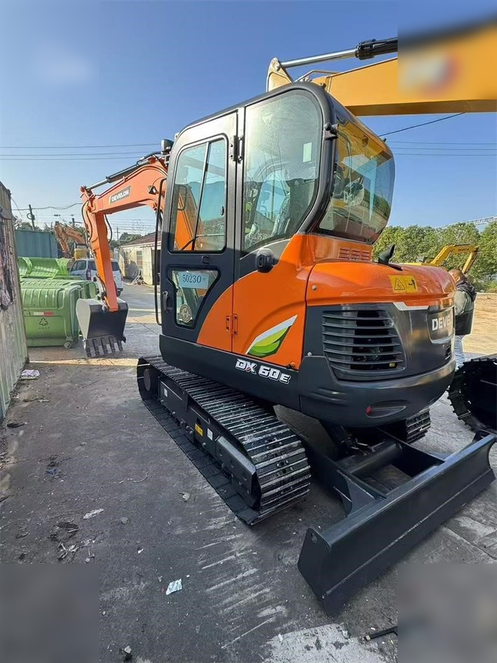 DOOSAN DX60E-10N - Pásové rýpadlo: obrázok 5 DOOSAN DX60E-10N - Pásové rýpadlo: obrázok 5