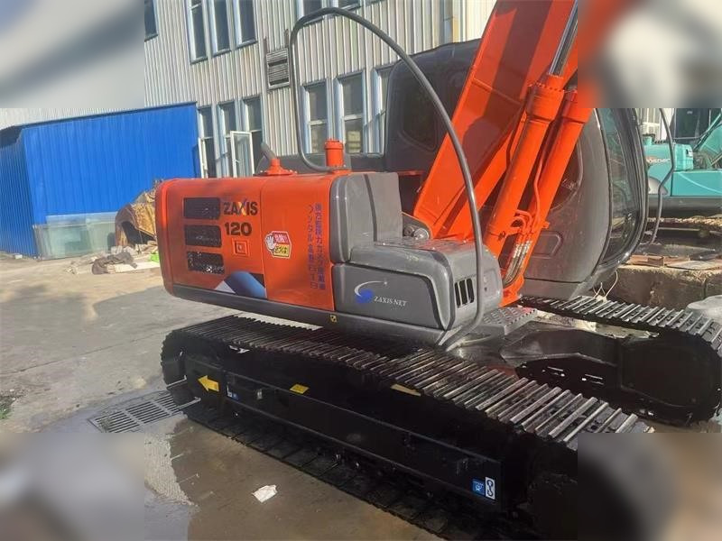 HITACHI ZX120 - Pásové rýpadlo: obrázok 4 HITACHI ZX120 - Pásové rýpadlo: obrázok 4