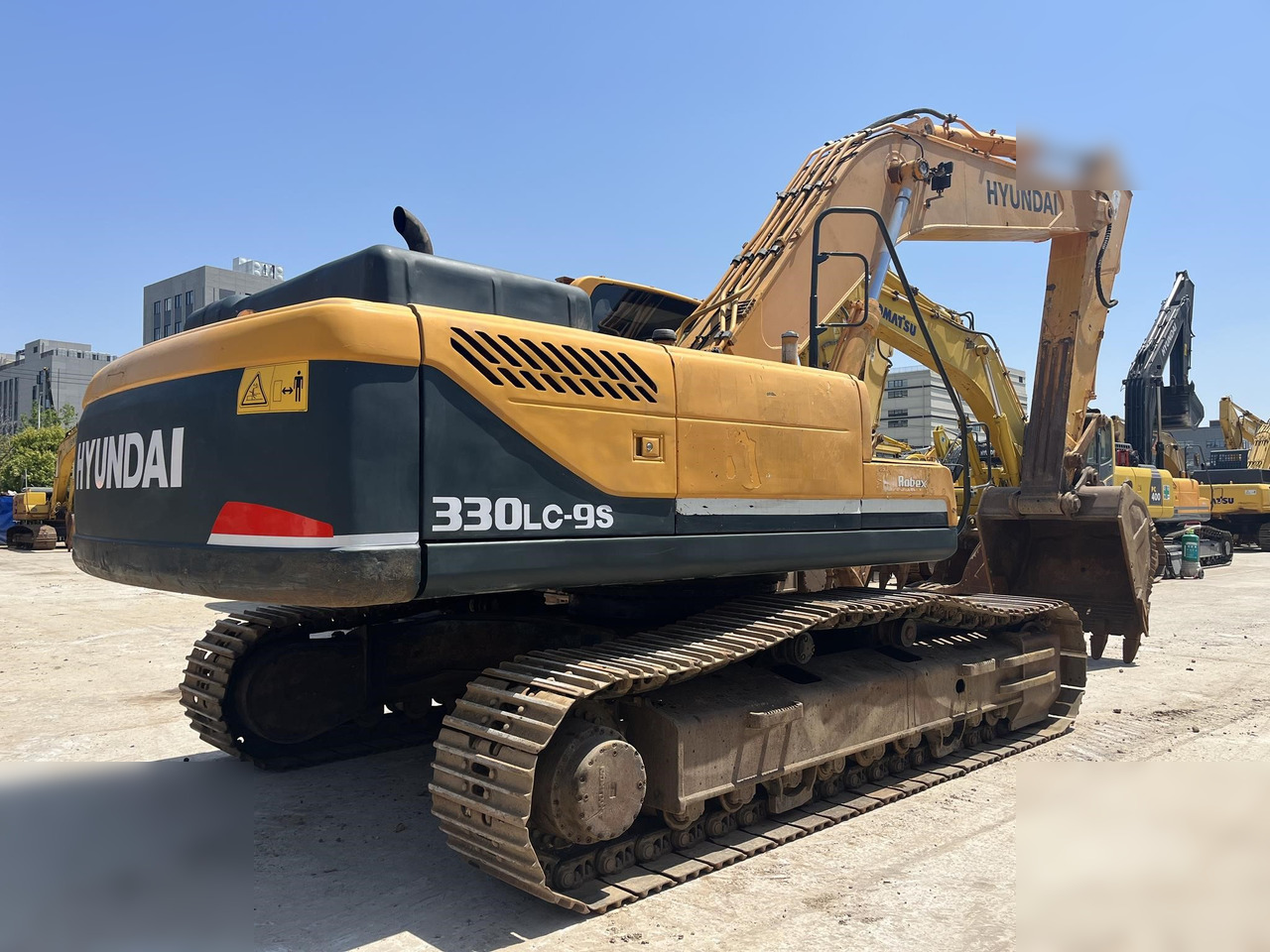 HYUNDAI ROBEX 330 LC-9S - Pásové rýpadlo: obrázok 2 HYUNDAI ROBEX 330 LC-9S - Pásové rýpadlo: obrázok 2