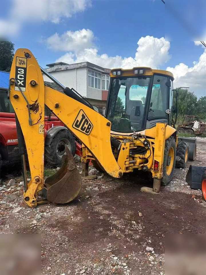 JCB 3CX - Rýpadlo-nakladač: obrázok 3 JCB 3CX - Rýpadlo-nakladač: obrázok 3
