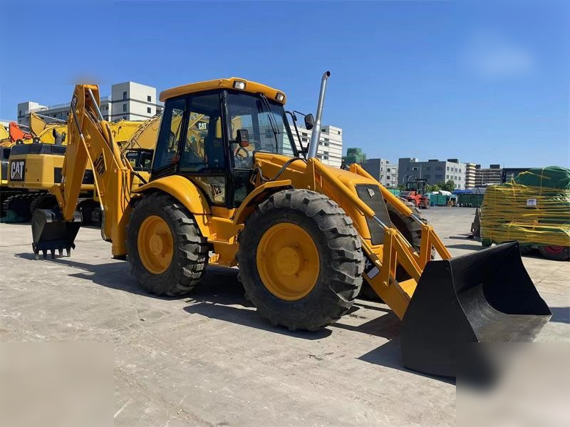 JCB 4CX - Rýpadlo-nakladač: obrázok 3 JCB 4CX - Rýpadlo-nakladač: obrázok 3