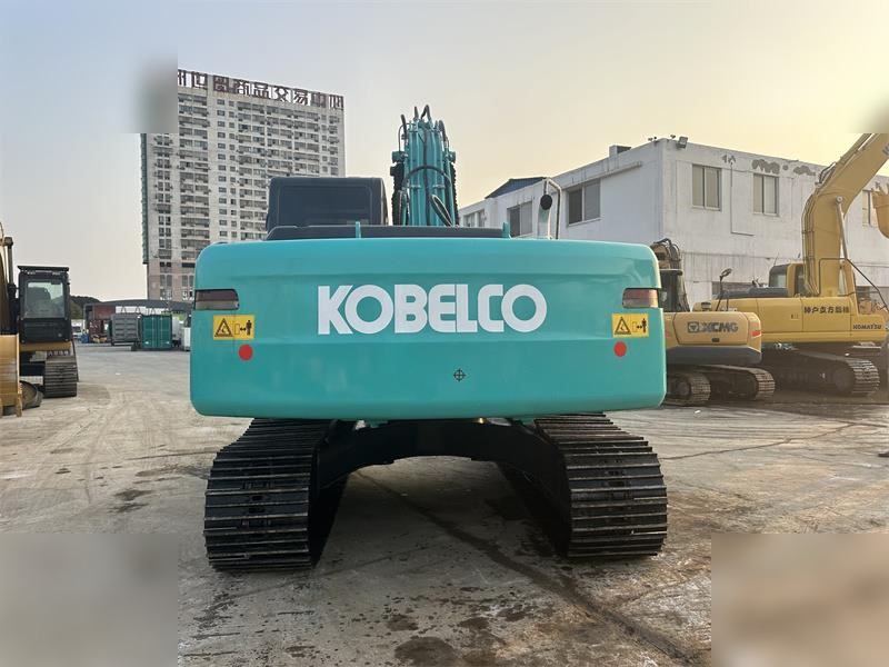 KOBELCO SK200-6E - Pásové rýpadlo: obrázok 4 KOBELCO SK200-6E - Pásové rýpadlo: obrázok 4