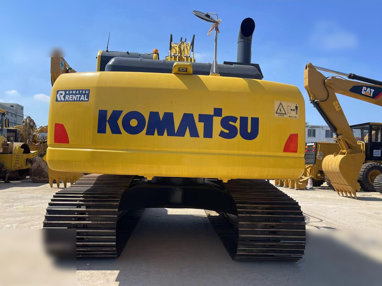 KOMATSU PC200-8 - Pásové rýpadlo: obrázok 3 KOMATSU PC200-8 - Pásové rýpadlo: obrázok 3