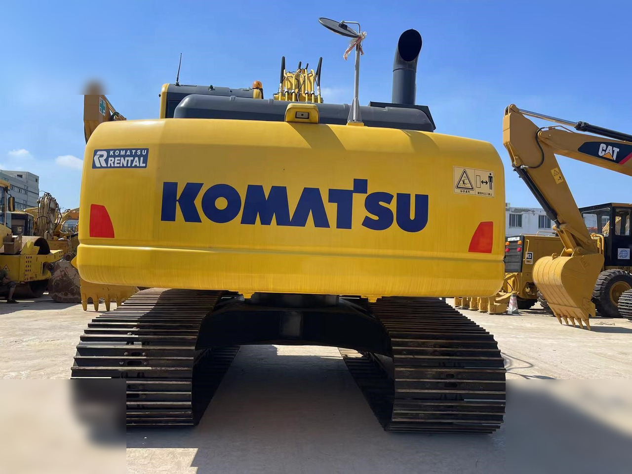 KOMATSU PC200-8N1 - Pásové rýpadlo: obrázok 3 KOMATSU PC200-8N1 - Pásové rýpadlo: obrázok 3