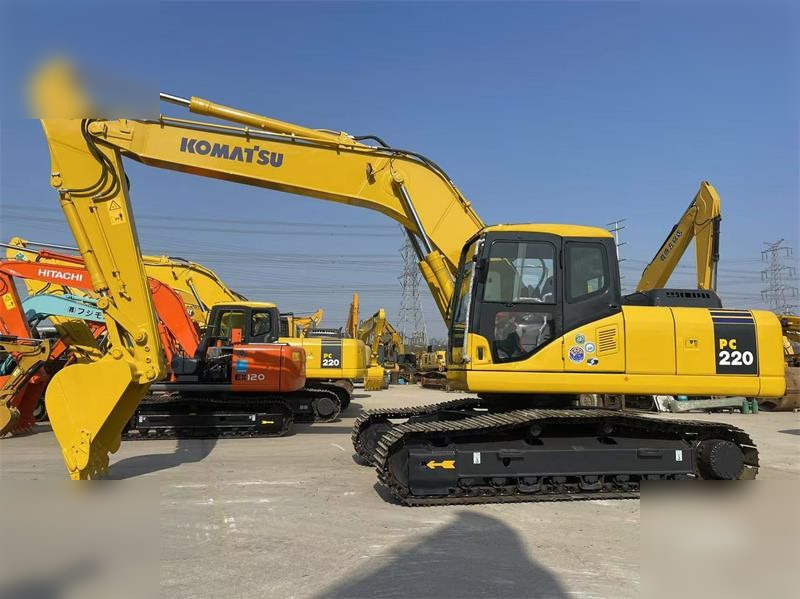 KOMATSU PC220-7 - Pásové rýpadlo: obrázok 3 KOMATSU PC220-7 - Pásové rýpadlo: obrázok 3