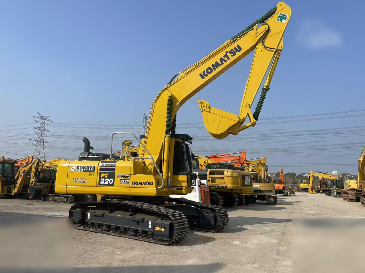 KOMATSU PC220-8 - Pásové rýpadlo: obrázok 2 KOMATSU PC220-8 - Pásové rýpadlo: obrázok 2