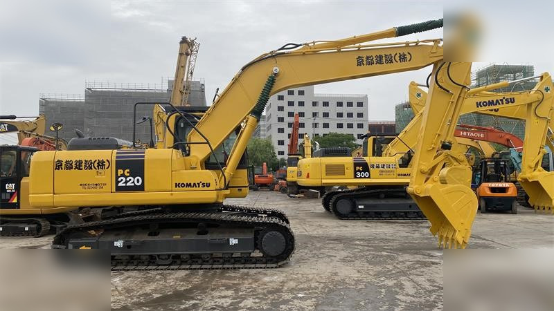KOMATSU PC220-8 - Pásové rýpadlo: obrázok 1 KOMATSU PC220-8 - Pásové rýpadlo: obrázok 1