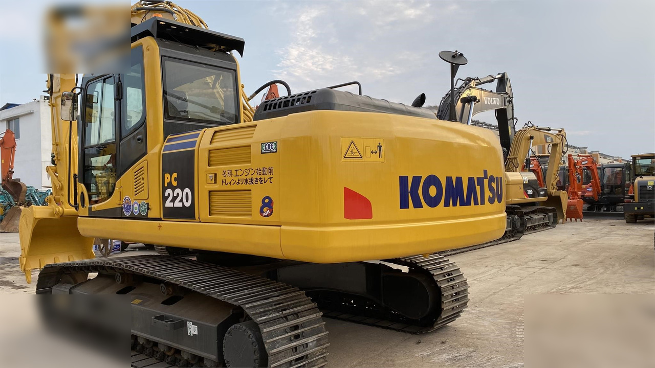 KOMATSU PC220-8 - Pásové rýpadlo: obrázok 5 KOMATSU PC220-8 - Pásové rýpadlo: obrázok 5