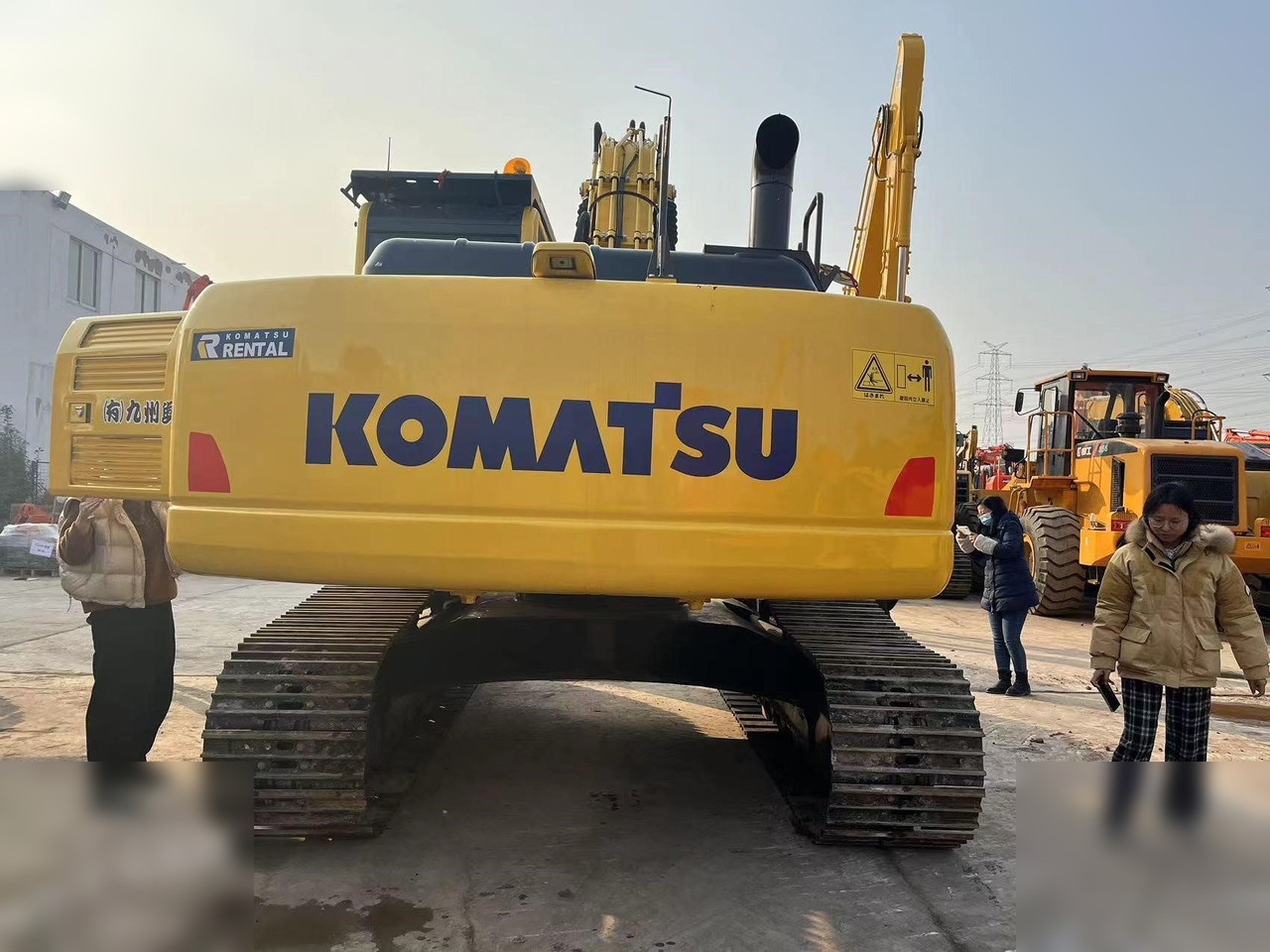 KOMATSU PC220-8M0 - Pásové rýpadlo: obrázok 4 KOMATSU PC220-8M0 - Pásové rýpadlo: obrázok 4