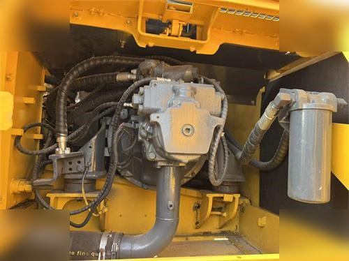 Pásové rýpadlo KOMATSU PC350-7: obrázok 9