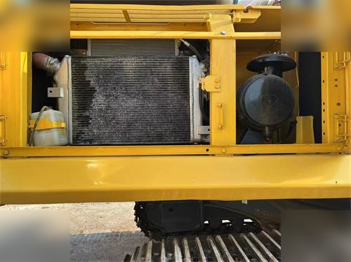 Pásové rýpadlo KOMATSU PC350-7: obrázok 10