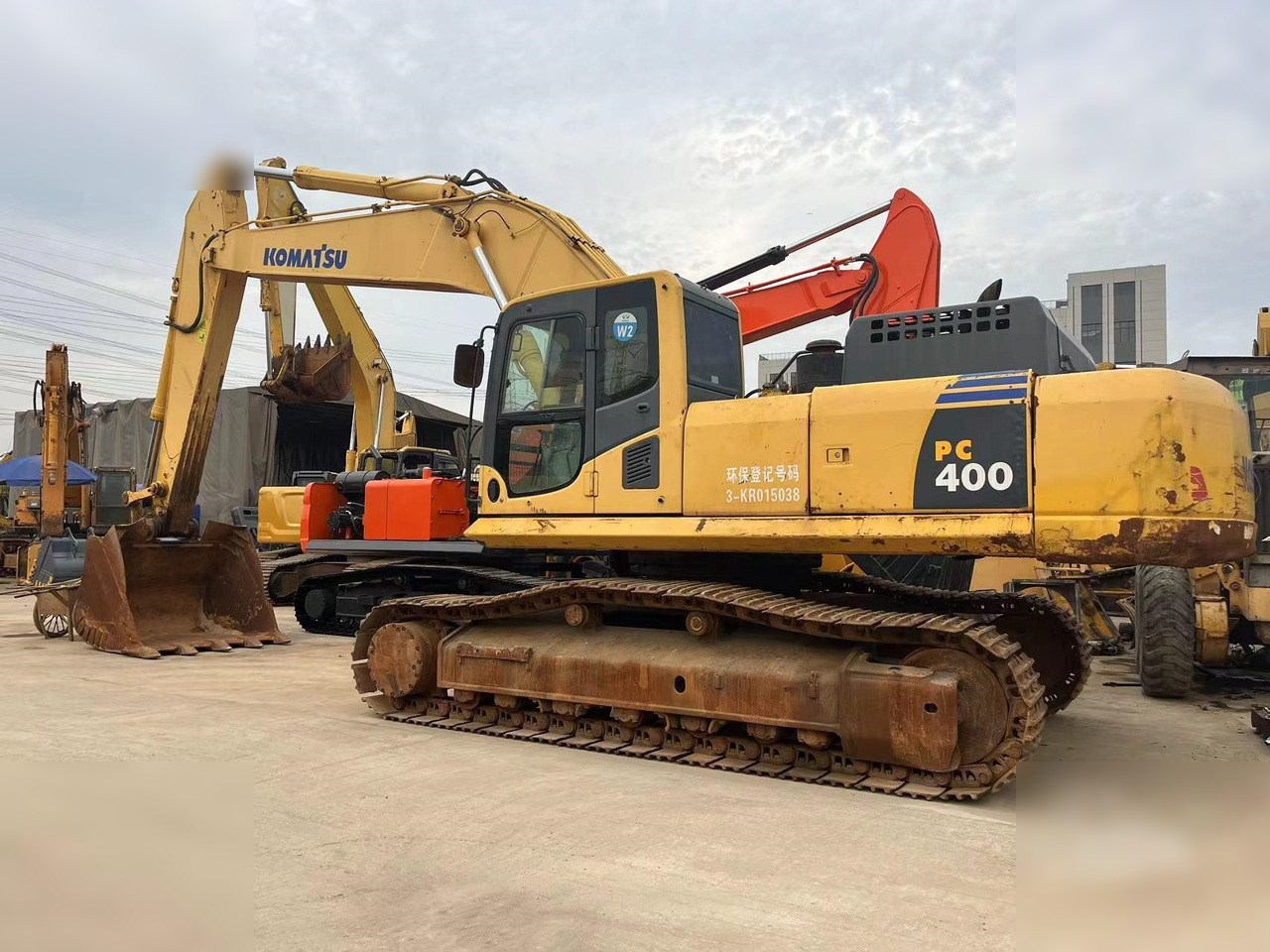 KOMATSU PC400-8 - Pásové rýpadlo: obrázok 1 KOMATSU PC400-8 - Pásové rýpadlo: obrázok 1