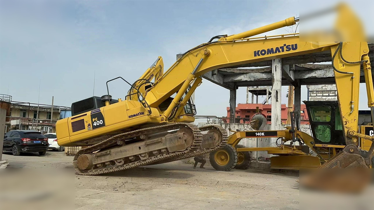 KOMATSU PC400-8 - Pásové rýpadlo: obrázok 3 KOMATSU PC400-8 - Pásové rýpadlo: obrázok 3