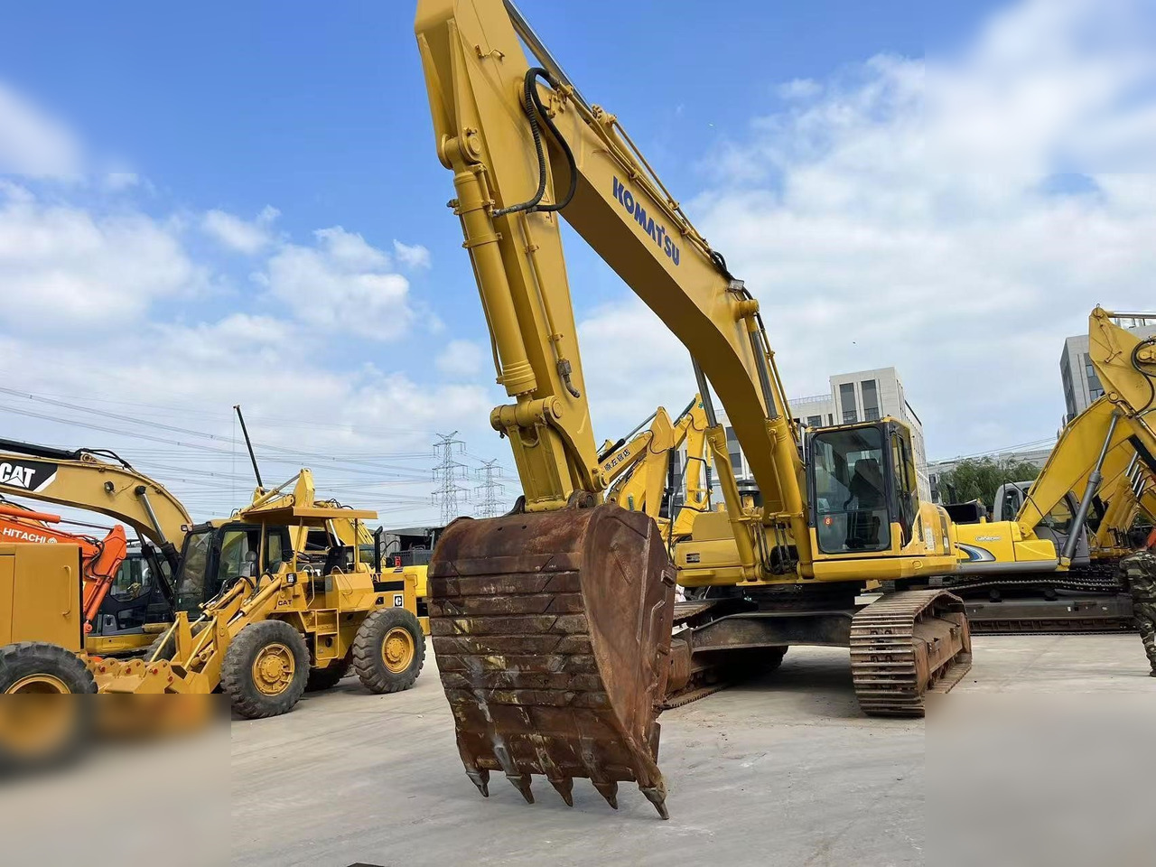KOMATSU PC400-8R - Pásové rýpadlo: obrázok 2 KOMATSU PC400-8R - Pásové rýpadlo: obrázok 2