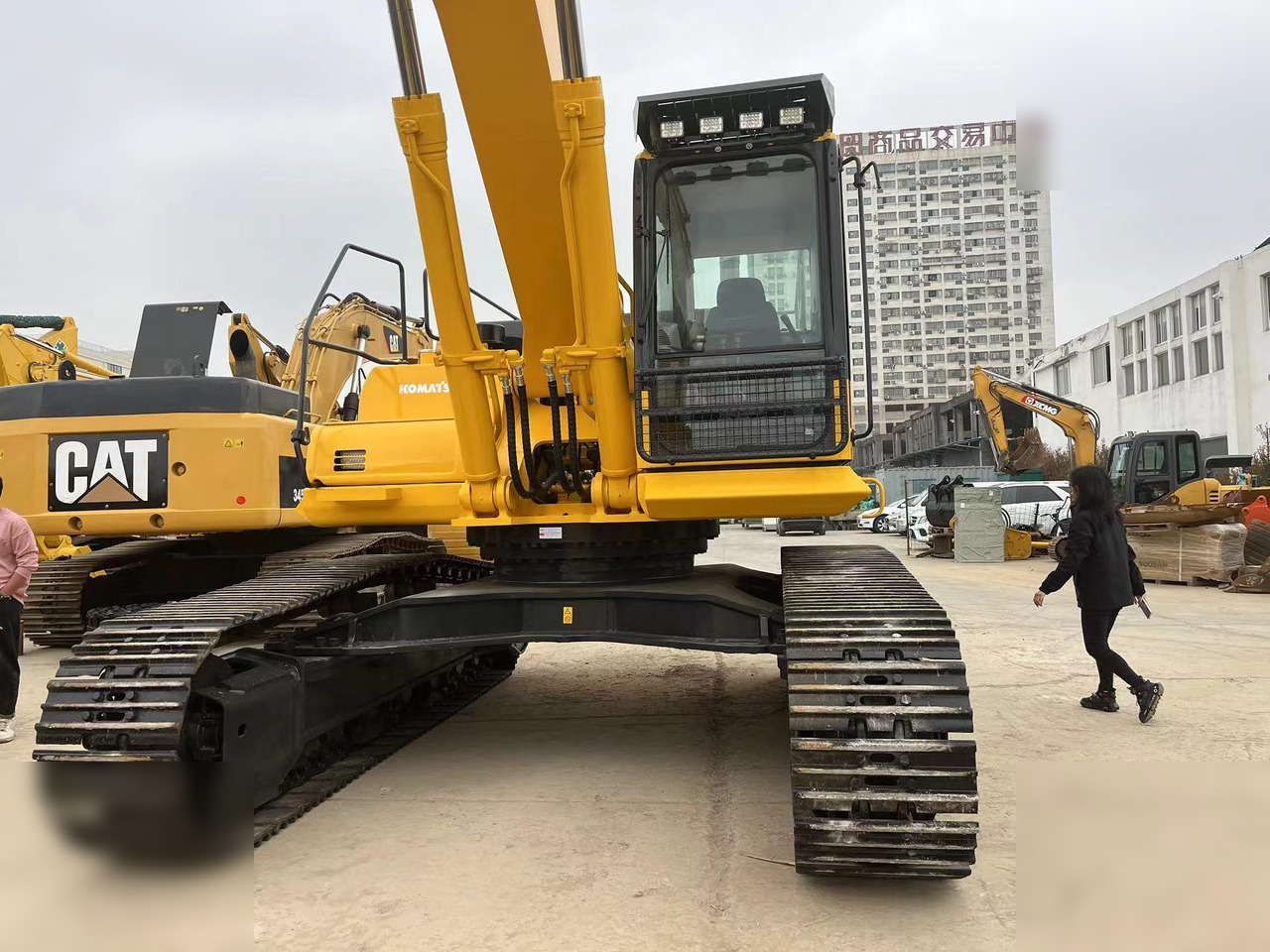 KOMATSU PC450-8 - Pásové rýpadlo: obrázok 5 KOMATSU PC450-8 - Pásové rýpadlo: obrázok 5