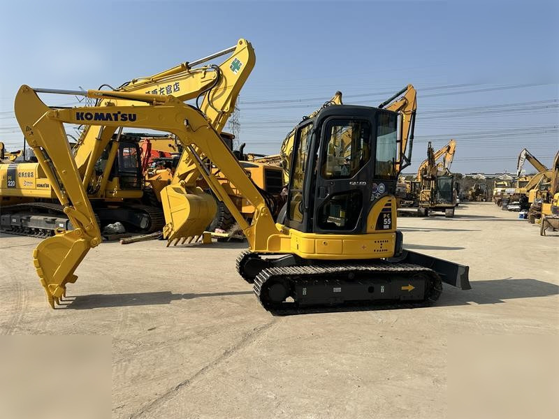 KOMATSU PC55MR-3 - Mini rýpadlo: obrázok 3 KOMATSU PC55MR-3 - Mini rýpadlo: obrázok 3