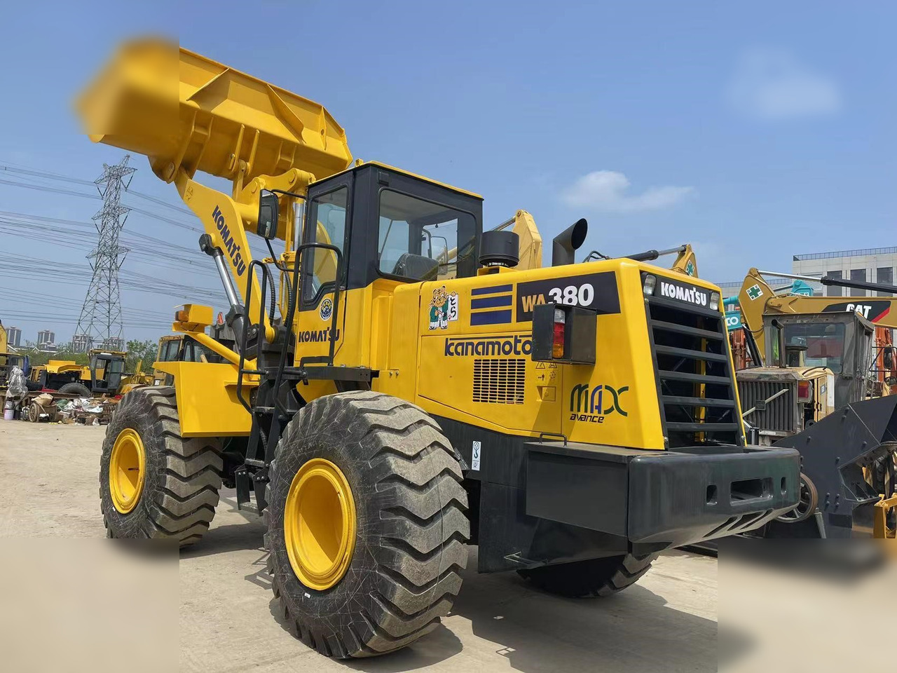 KOMATSU WA380-3 - Kolesový nakladač: obrázok 5 KOMATSU WA380-3 - Kolesový nakladač: obrázok 5