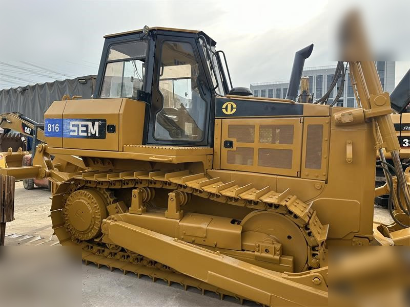 SEM 816 - Buldozér: obrázok 4 SEM 816 - Buldozér: obrázok 4