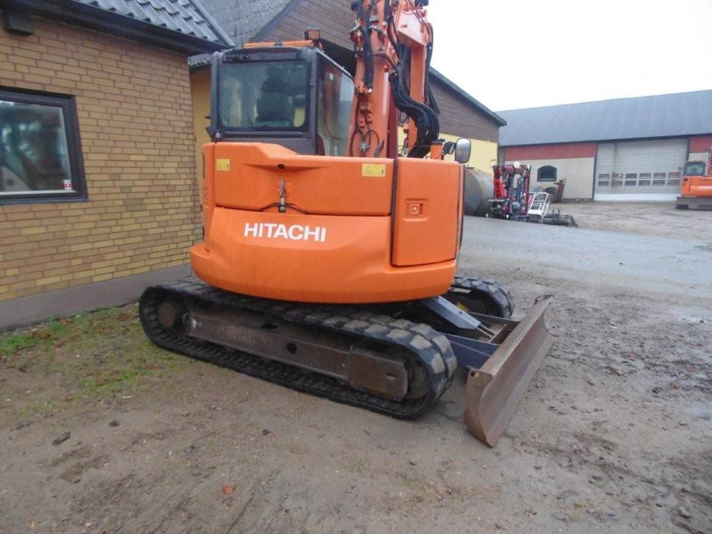 Hitachi 85US - Mini rýpadlo: obrázok 1 Hitachi 85US - Mini rýpadlo: obrázok 1